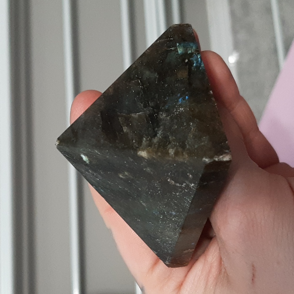 Labradorite pyramid
